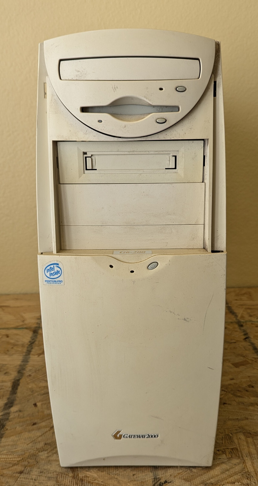 Gateway 2000 G6-200 Intel Pentium Pro Desktop
