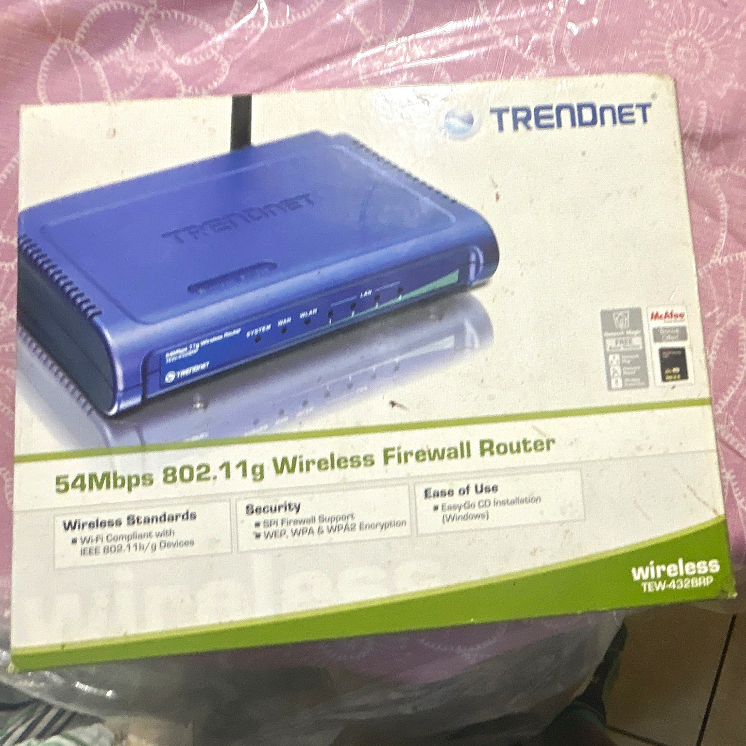 TRENDnet 54Mbps 802.11g Wireless Firewall Router - 54 Mbps, Blue