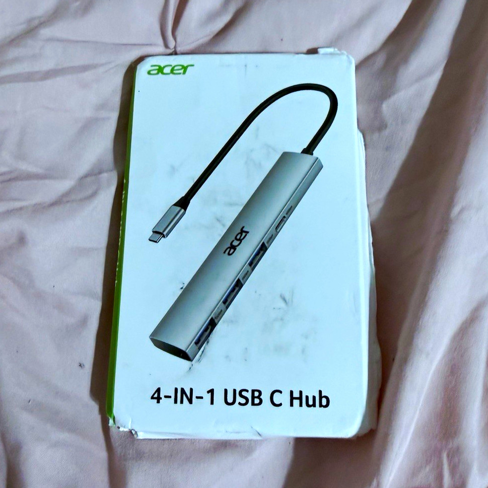 Acer 4-in-1 USB-C Hub Gray Portable ODK3C0 3x USB-A + 1x USB-C