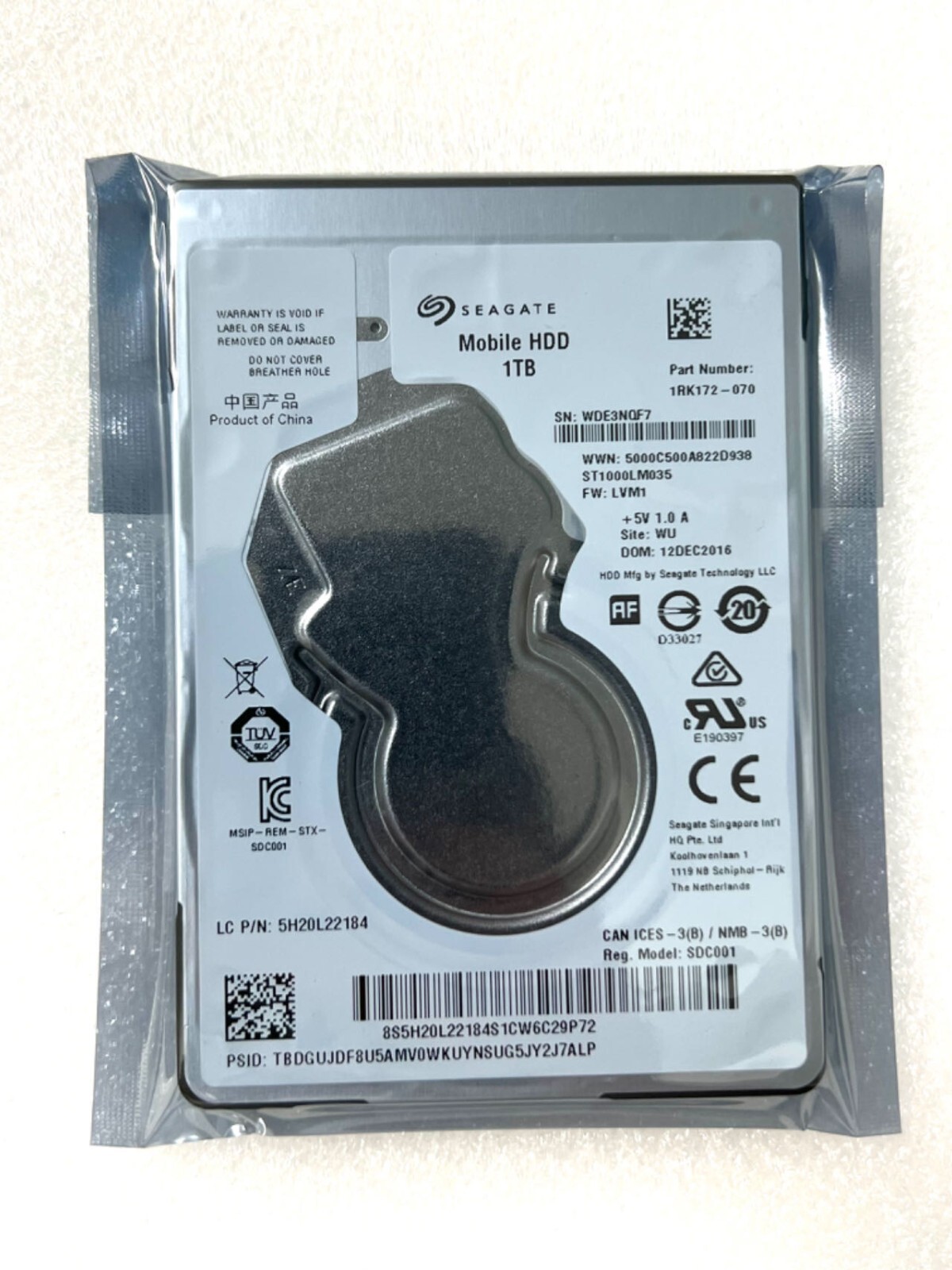 Seagate ST1000LM035 1TB 5400RPM 2.5" SATA 128MB 6.0GB/S Notebook Hard Drive 7mm