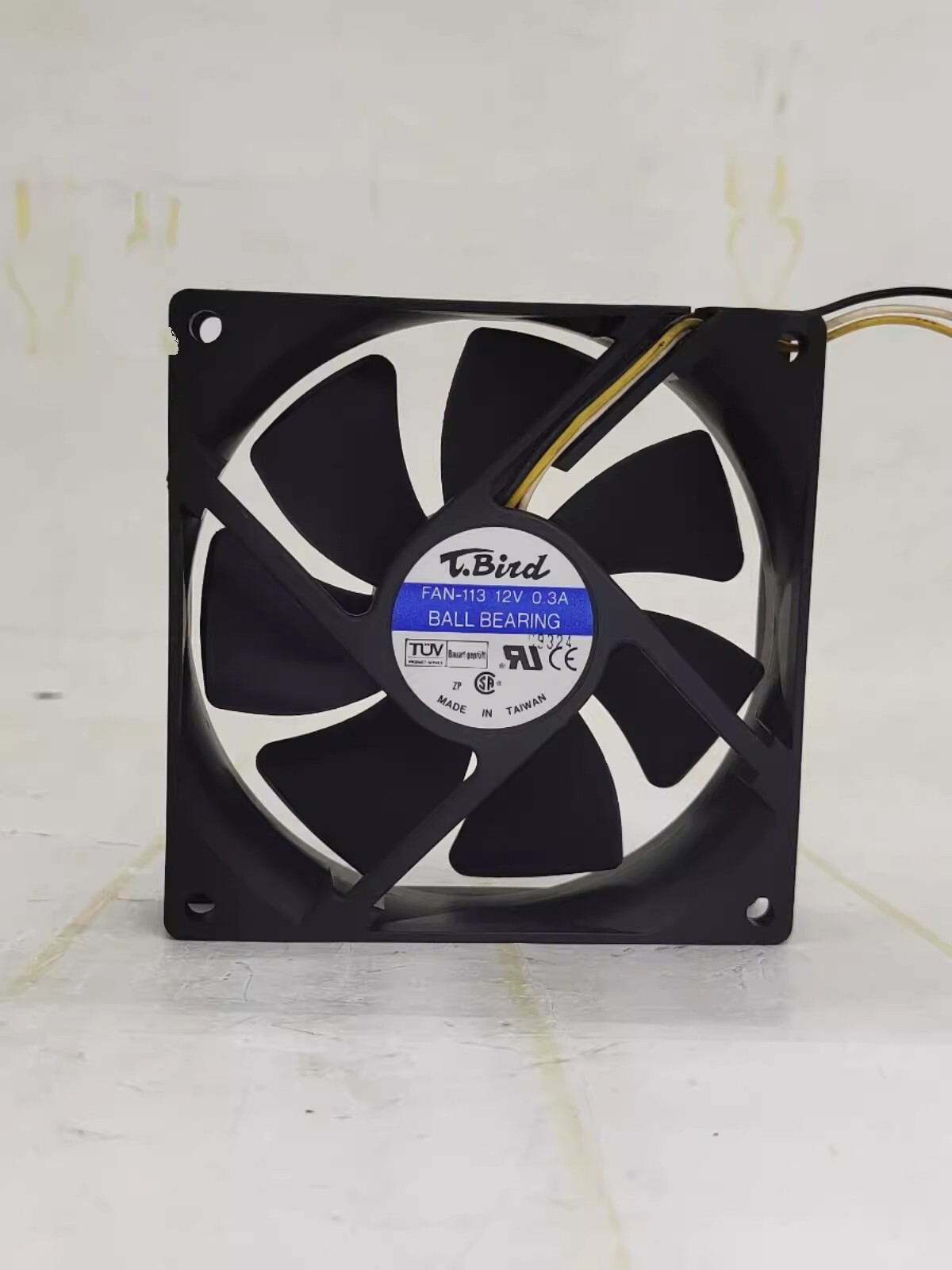 1PCS FAN-113 9025 12V 0.3A 3-Wire Inverter Axial Chassis Cooling Fan