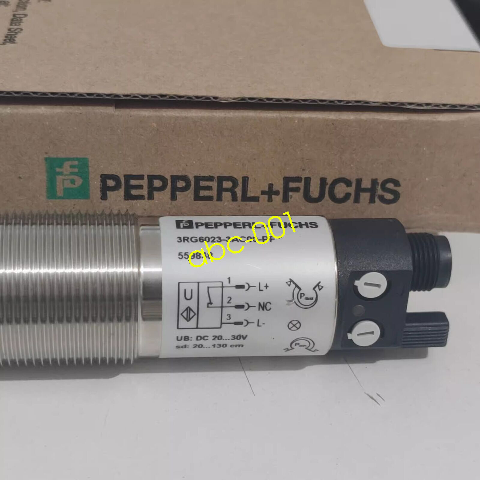 1pcs Pepperl+Fuchs Ultrasonic Sensor 3RG6023-3AC00-PF