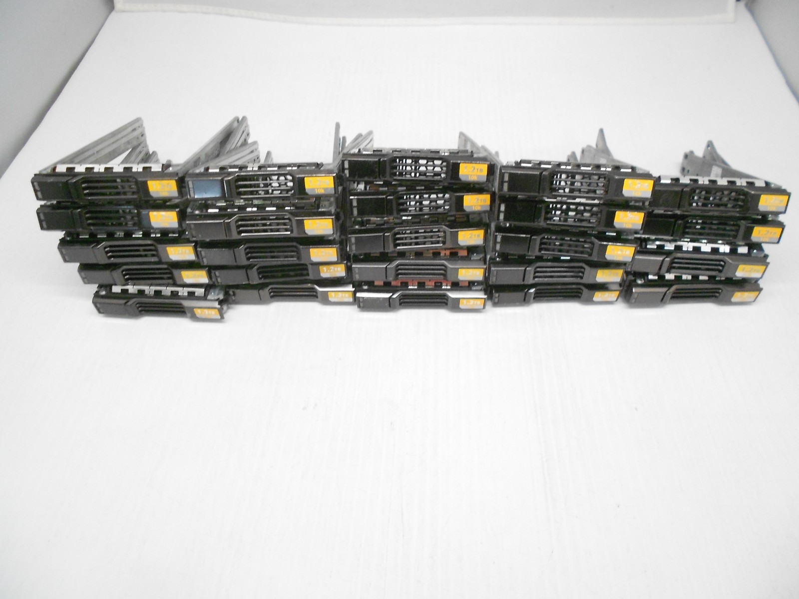 LOT OF 24 Dell Compellent SC220 Caddy 2.5" Hard Drive Tray EqualLogic PS6210