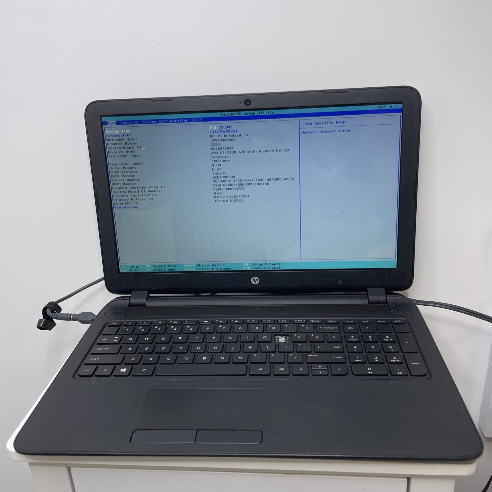 HP Laptop 15-F009WM 15.6" AMD E1-2100 1.0GHz 4GB RAM 500GB HDD - BAD BATTERY