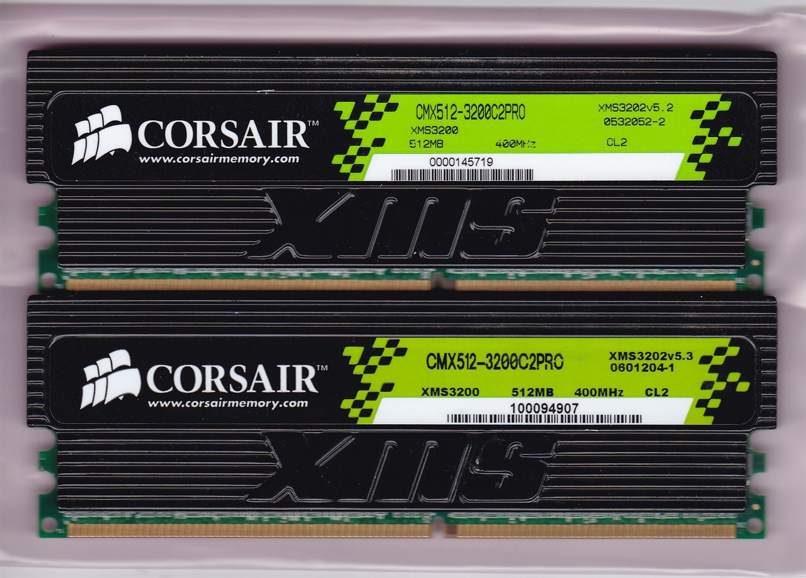 1GB 2x512MB PC-3200 DDR-400 Corsair XMS CMX512-3200C2PRO DDR1 CL2 LED Memory Kit