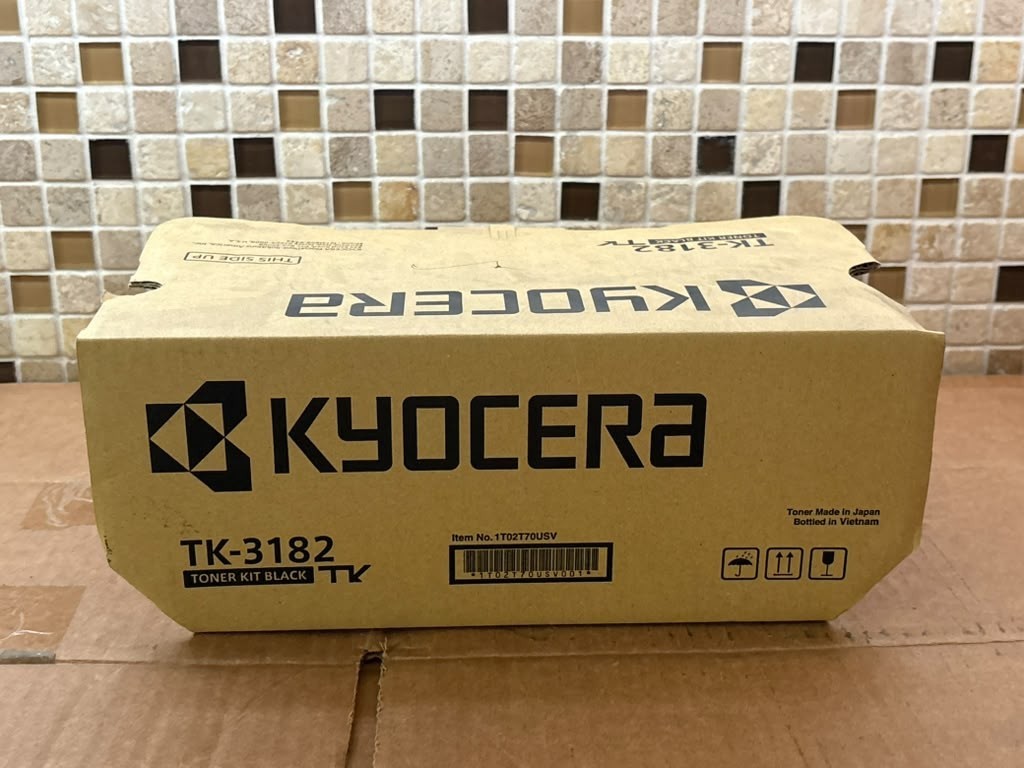 Genuine Kyocera TK-3182 TK3182 Black Toner Cartridge