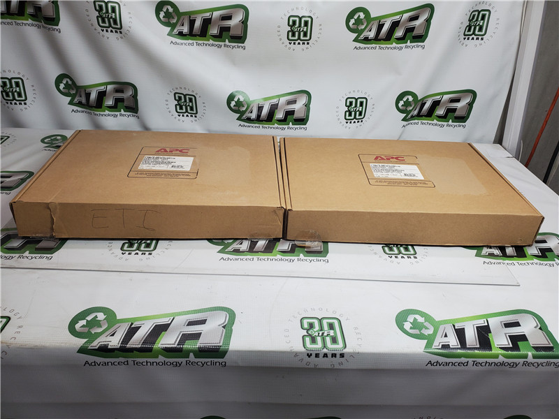 APC DMO7RM-20T Power Distribution Units 7 Outlets 20A New Open Box Lot of Two