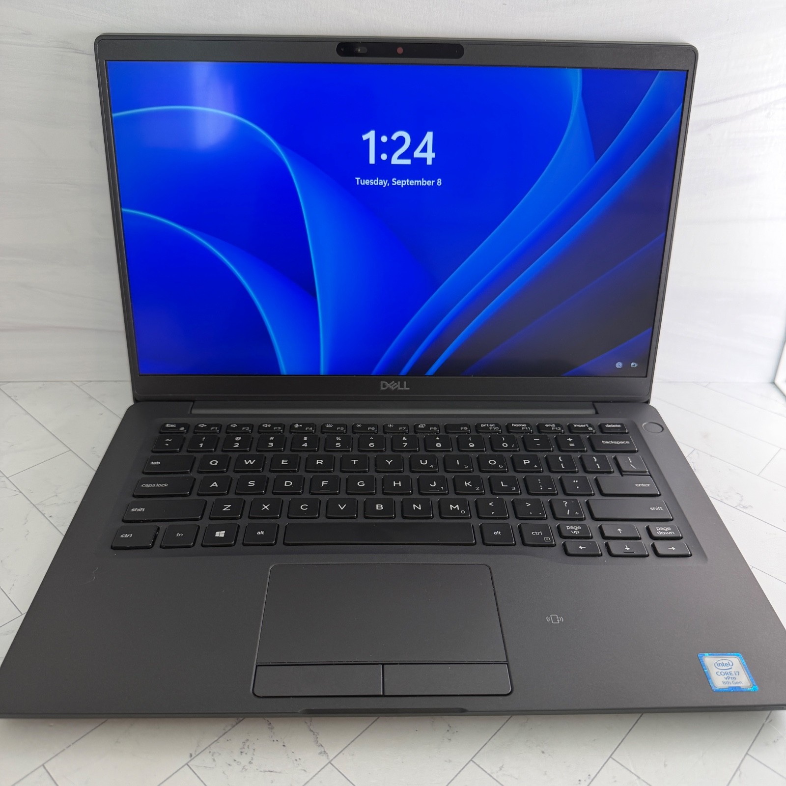 Dell Latitude 7400 Damaged READ DETAILS #H399