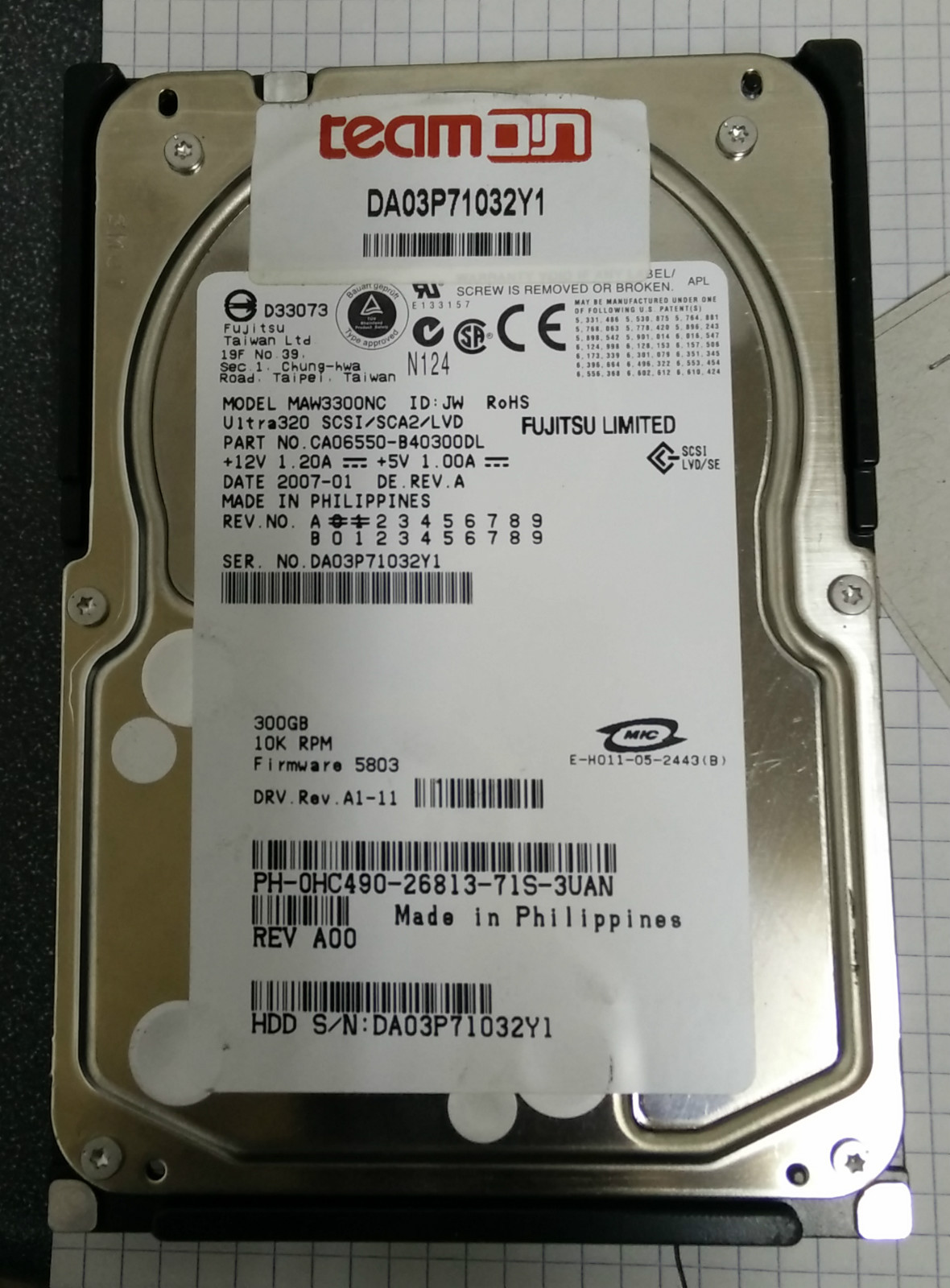 DELL HC490 (Fujitsu MAW3300NC) 300GB 10K RPM 80-Pin SCSI Hard Disk Drive