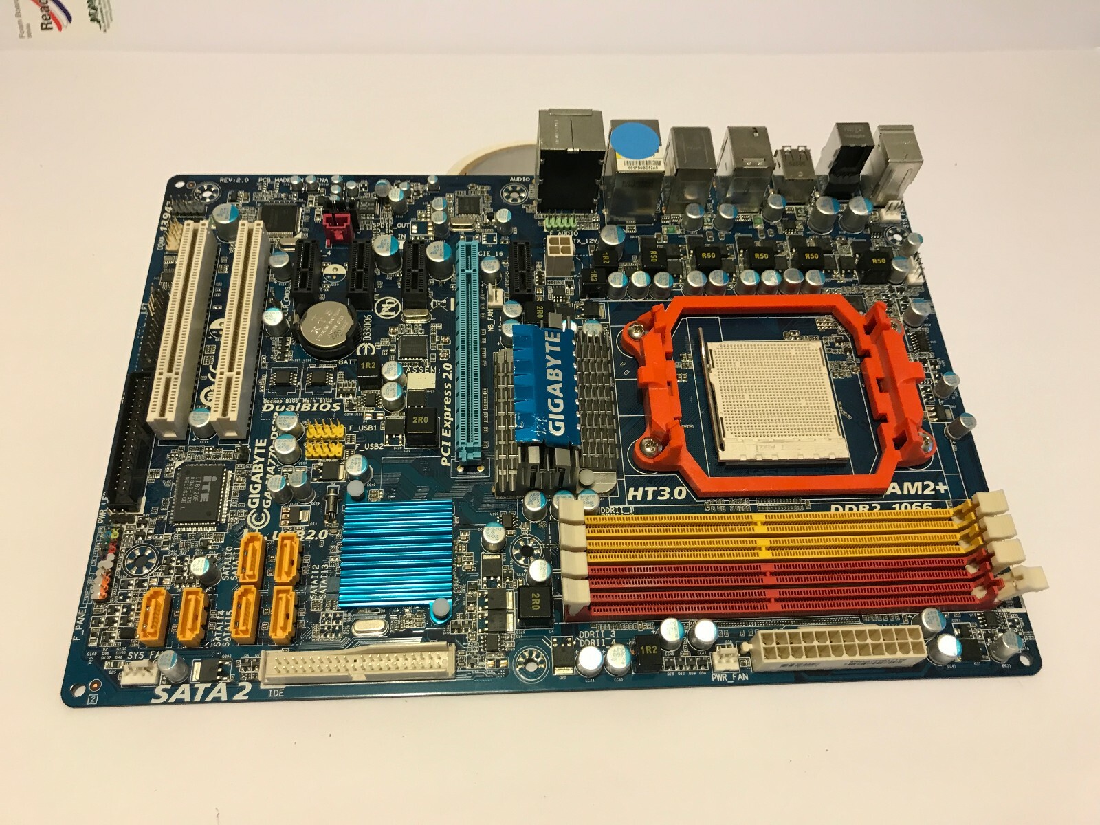 Gigabyte GA-MA770-DS3P Socket AM2 DDR2 SDRAM Desktop Motherboard