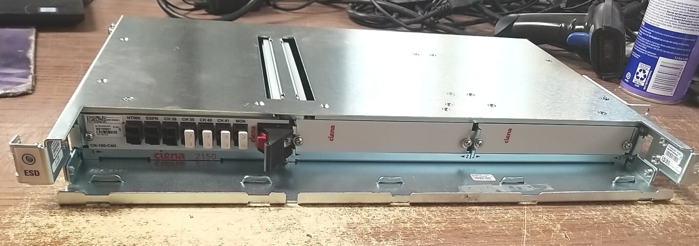 Ciena 2150 Chassis With (x1) CN-100-C4H MODULE. 