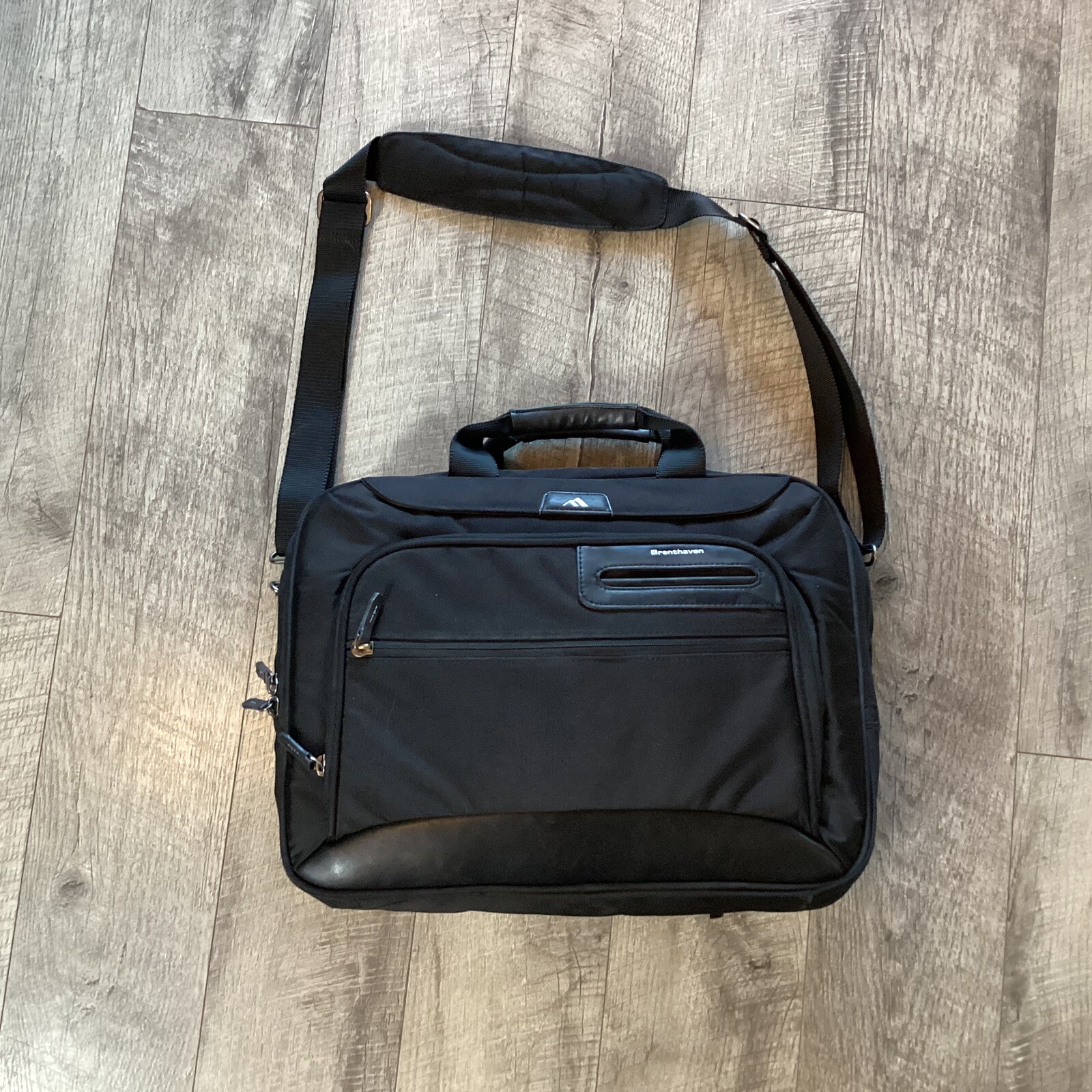 Brenthaven Elliot Deluxe Brief For 15" Laptop Computer Bag