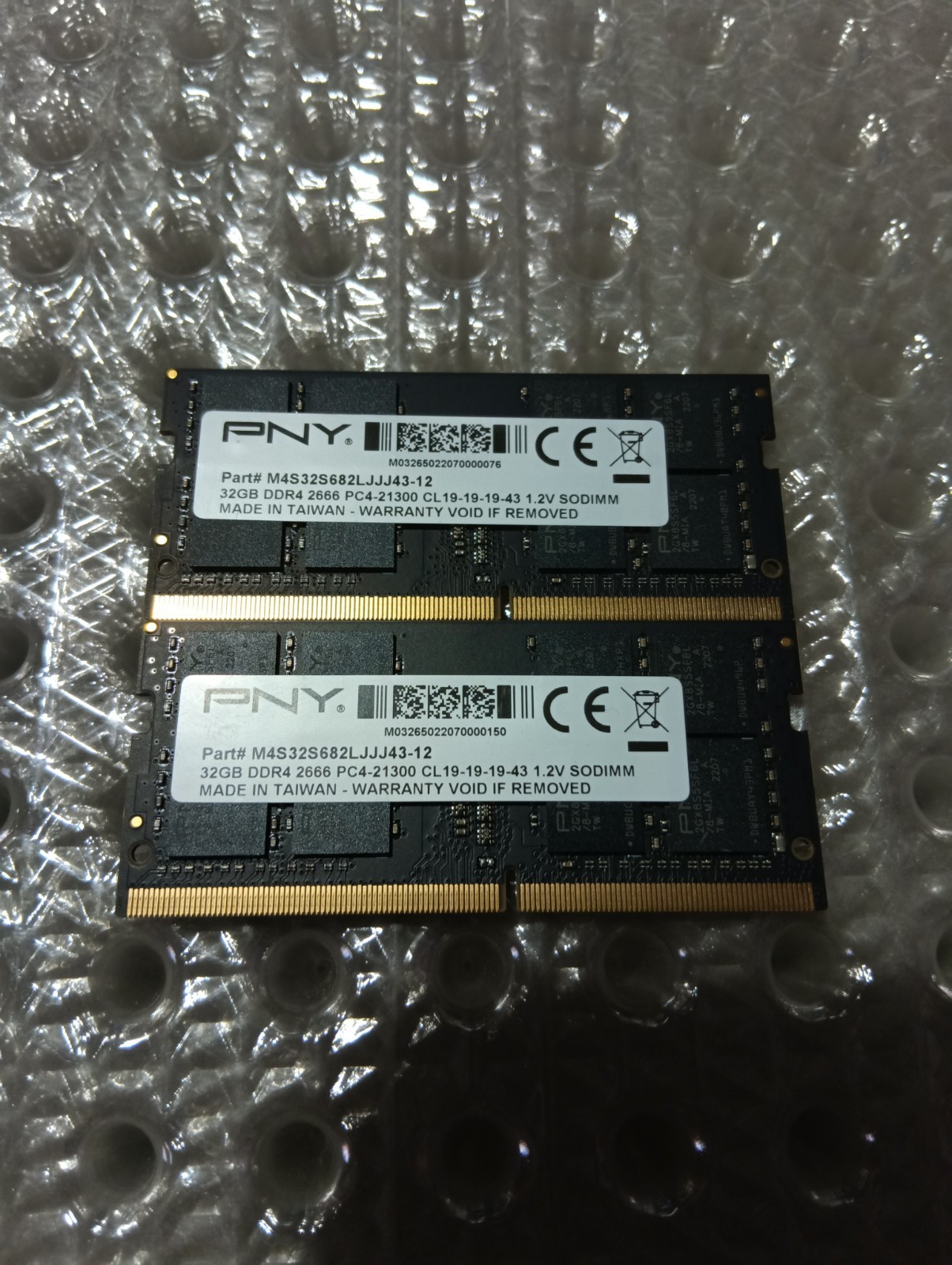 64GB (2x32Gb) PNY LAPTOP RAM DDR4-2666 PC4-21300 SO-DIMM MPN M4S32S682LJJJ43-12