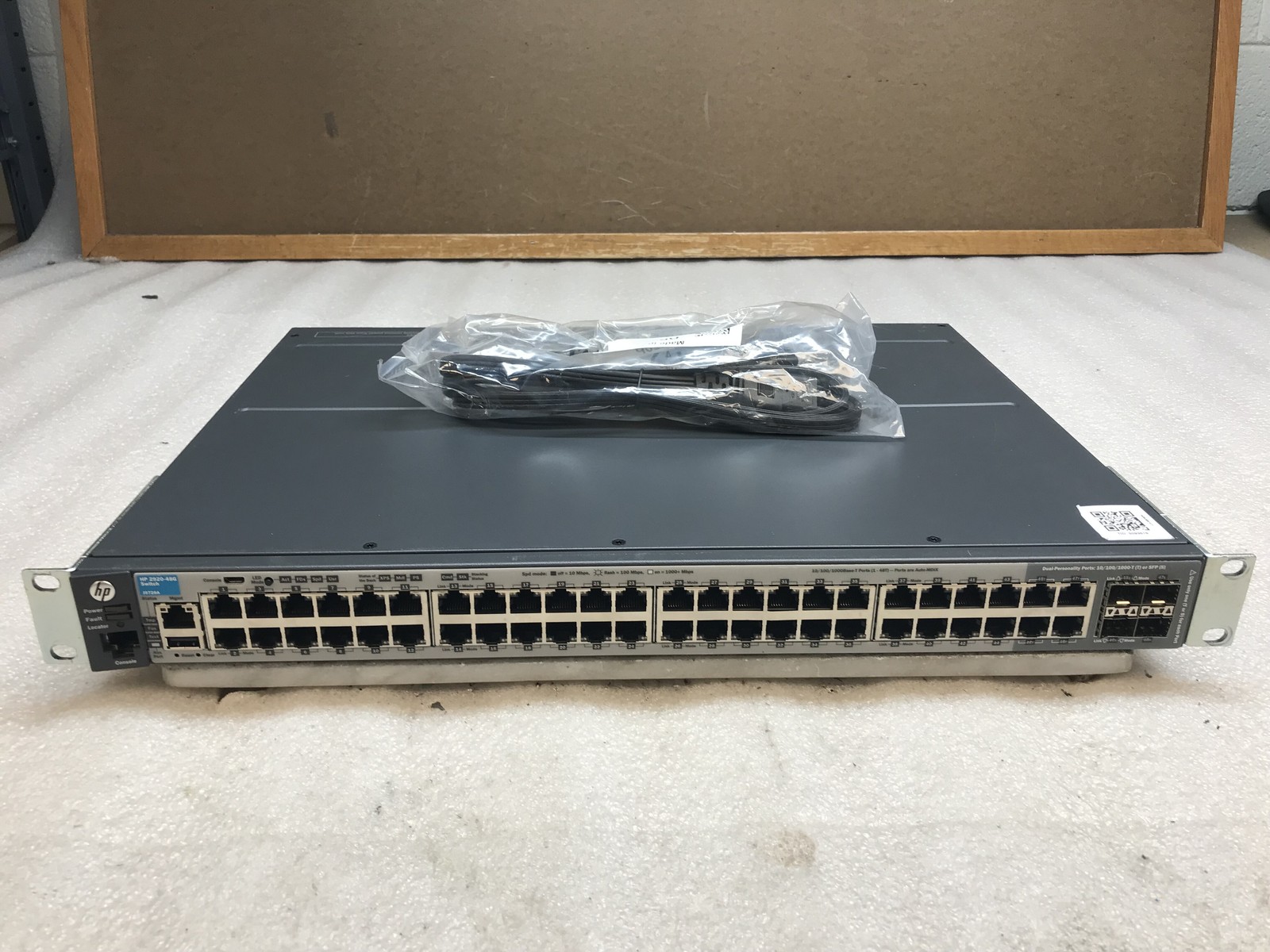 Hp Procurve HP-2920-48G 48 Port Gigabit Switch with Rack Ears Power Cables 1xPSU