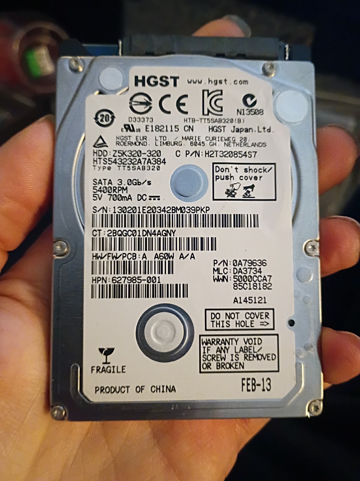 HGST (HTS543232a7a384) 320gb 2.5"Hard Drive
