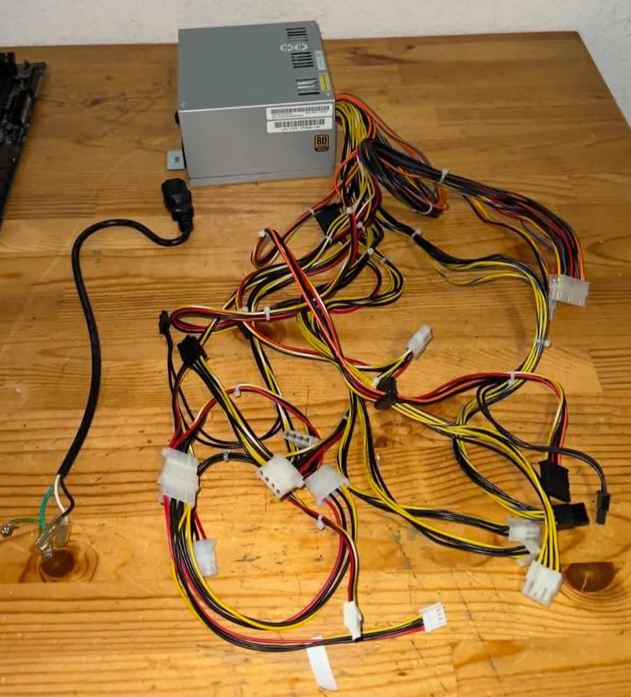 SPARKLE POWER SPI700A8BB 700W Switching Power Supply Unit 100-240V Input