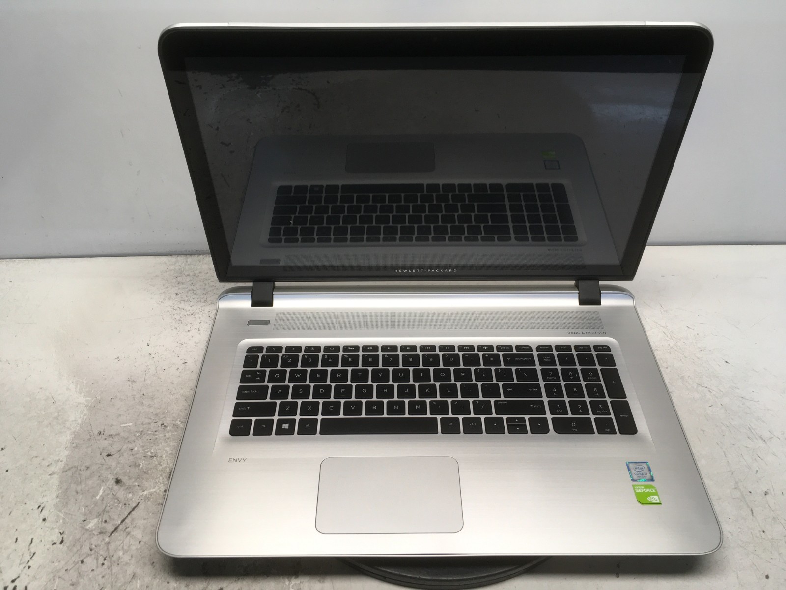 HP Envy 17T-S100 Intel i7-7500U 2.7GHz 16 GB NO HDD No Batt