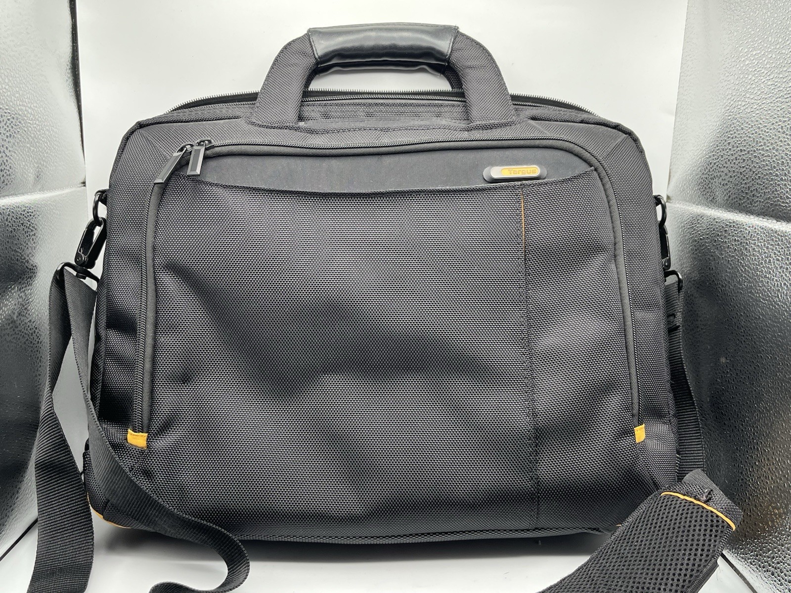 Targus Safe Port Nylon Multi-Purpose Laptop Computer Carry Case Bag Black