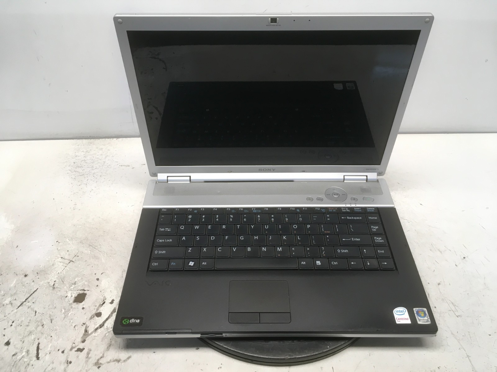 Sony Vaio VGN-FZ145E Intel Core 2 Duo T7100 1.8GHz 2 GB NO HDD No Batt READ
