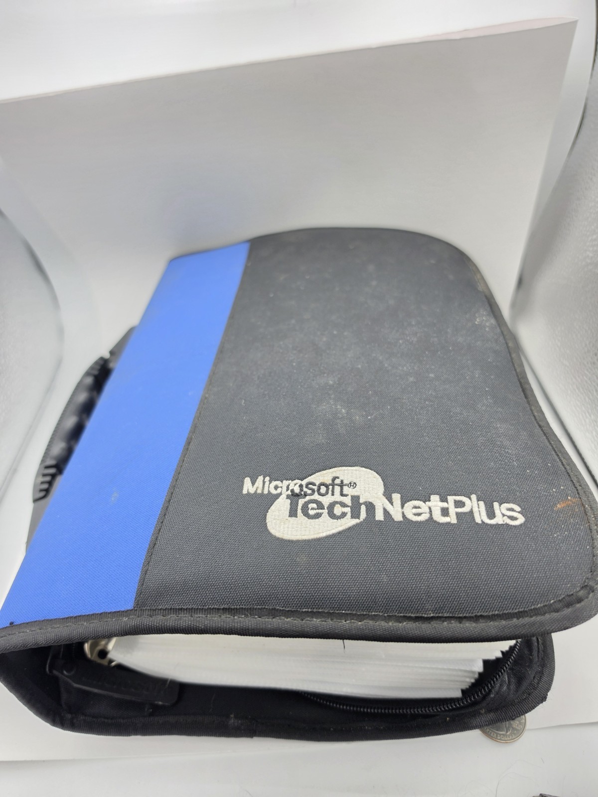 Vintage Microsoft TechNet Plus CD Subscription Binder Lot - 101 Discs 1999-2004