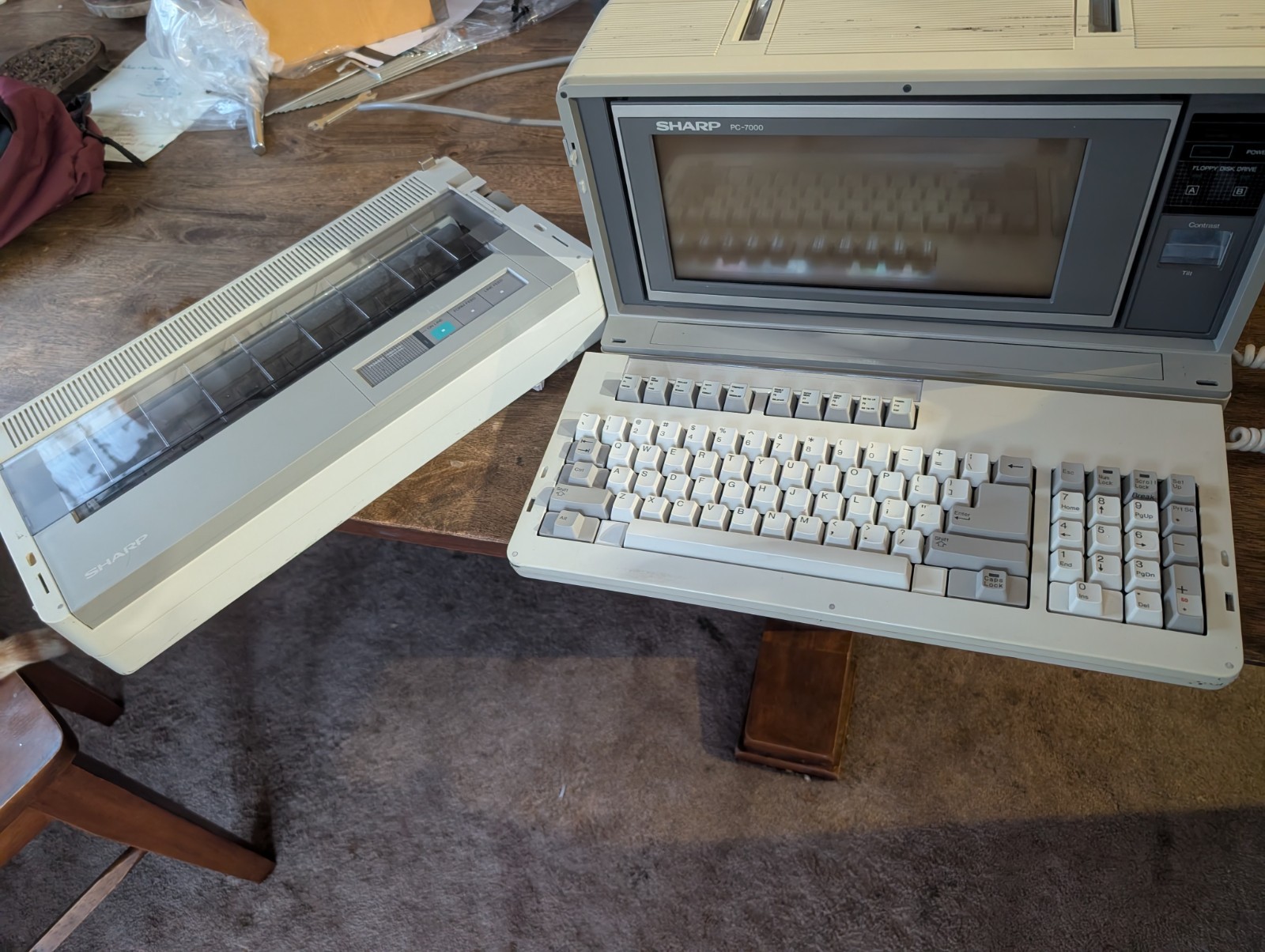 SHARP ELECTRONICS PC-7000 with CE-700P Printer and carrying bag