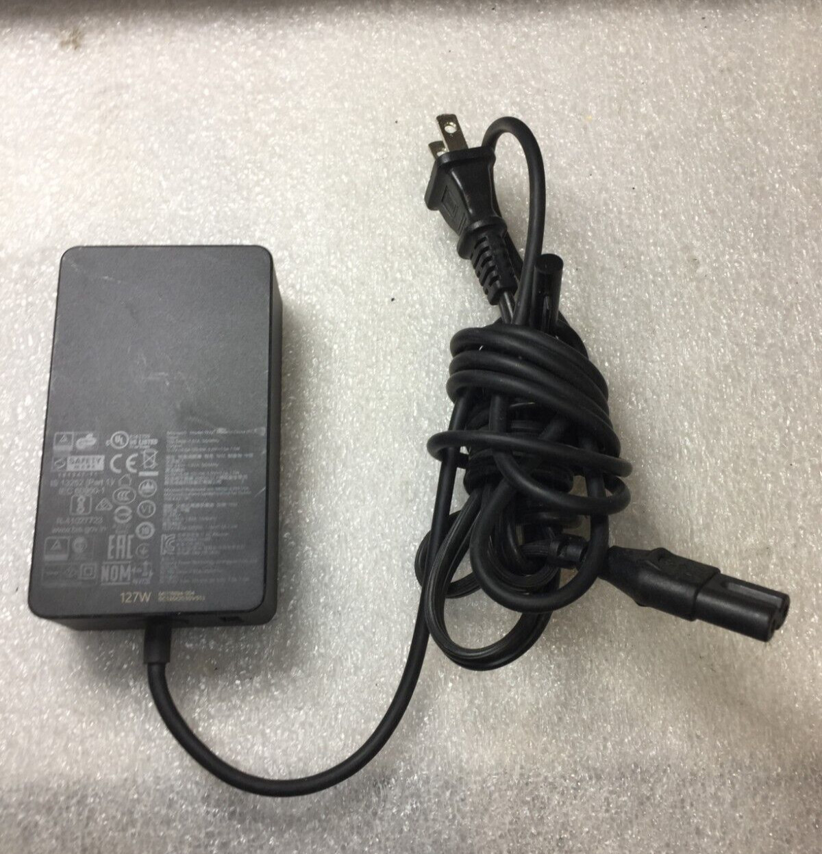 Genuine Microsoft Model 1932  127W 15V 8A Power Supply 