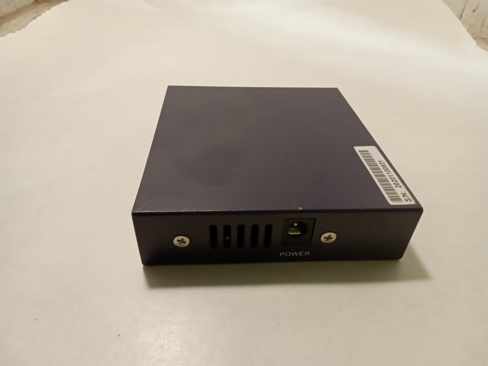 Bytecc 5+1-Port Compact Network 10/100 Ethernet Mini Switch Box USB Pwr (Q1C)