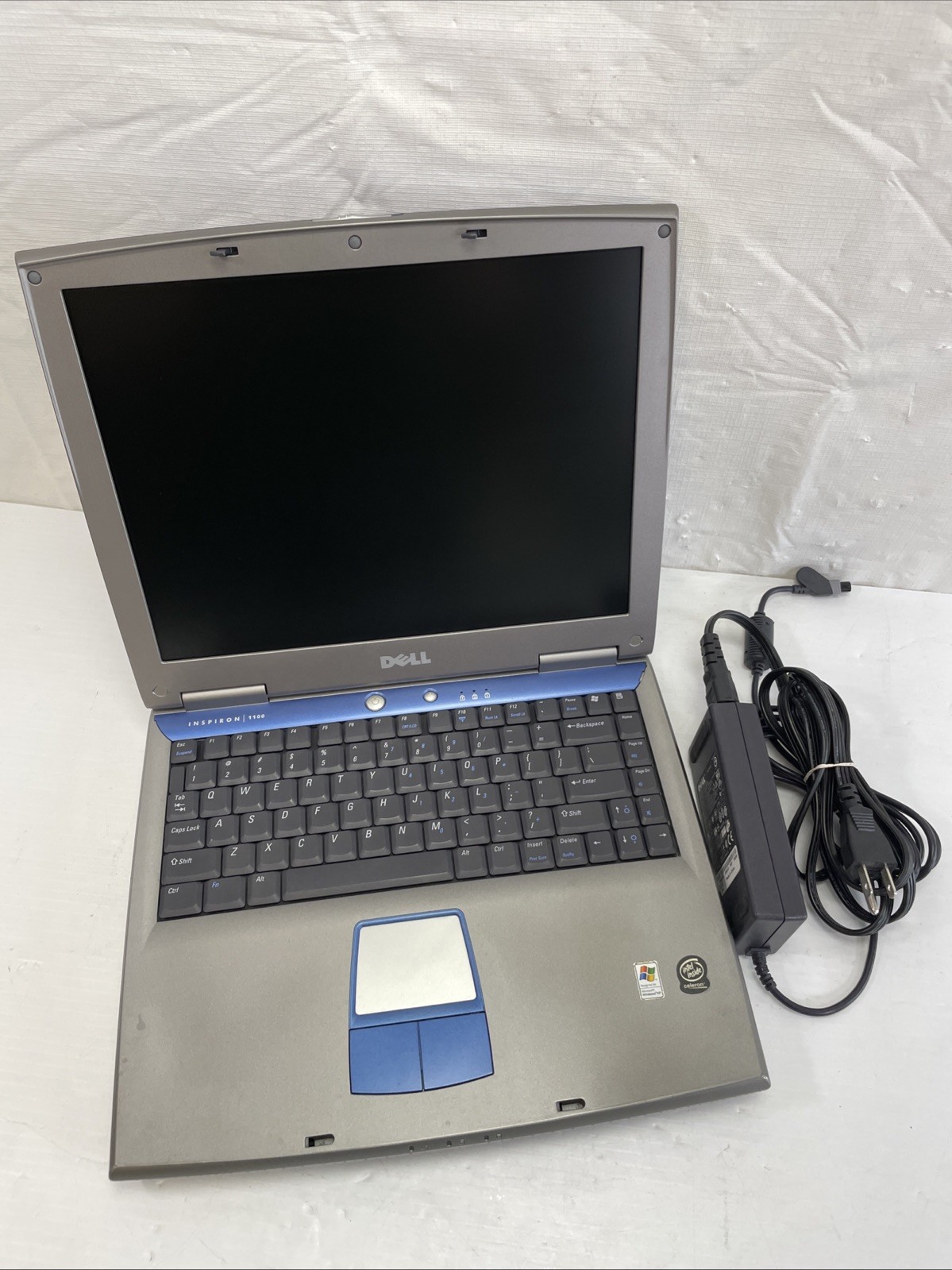 Retro Gaming Dell Inspiron 1100 14" Celeron 2.20GHz 512MB RAM 30GB HDD WinXP Pro