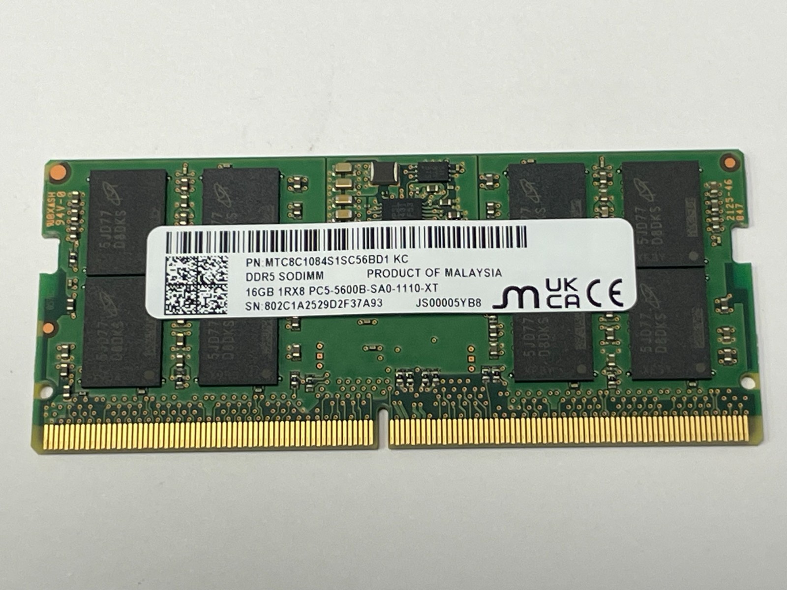 Micron 16GB (1 Stick) PC5-44800 DDR5 5600B SODIMM Memory MTC8C1084S1SC56BD1