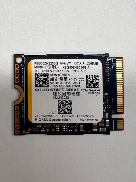 KIOXIA 256GB SSD BG5 M.2 2230 NVMe PCIe Gen4 x4 KBG50ZNS256G
