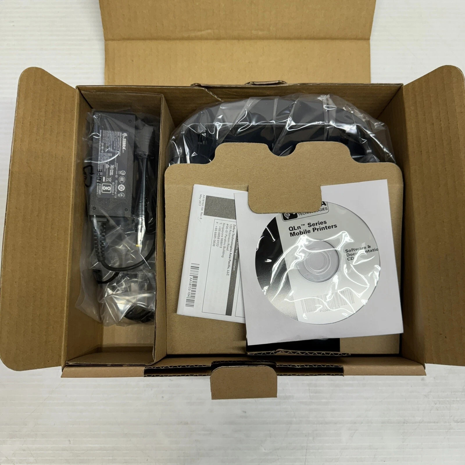 ZEBRA QLN420-EC CHARGING CRADLE P1050667-018