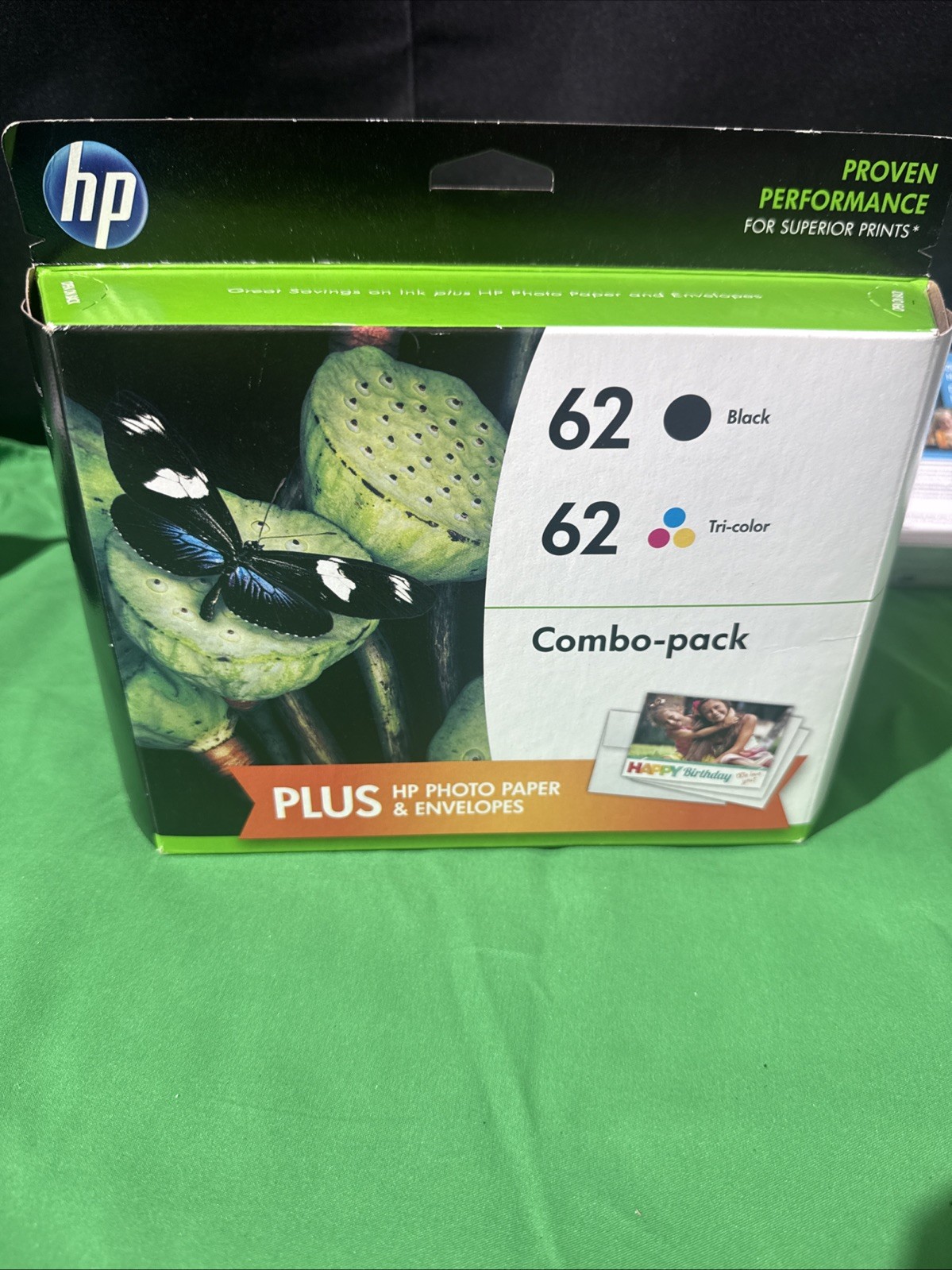 HP 62 Ink Cartridges Black TriColor Combo Pack Photo Paper F6U00FN OCT/ 2016