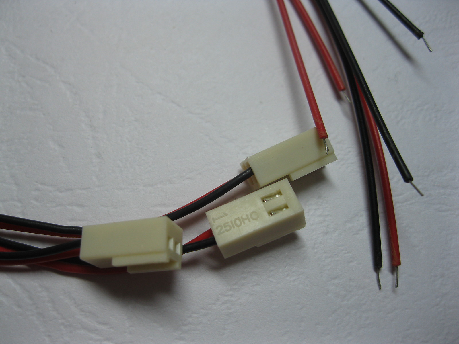 24 pcs 2510 Pitch 2.54mm 2 Pin Female Connector with 26AWG 30cm Leads Cable New