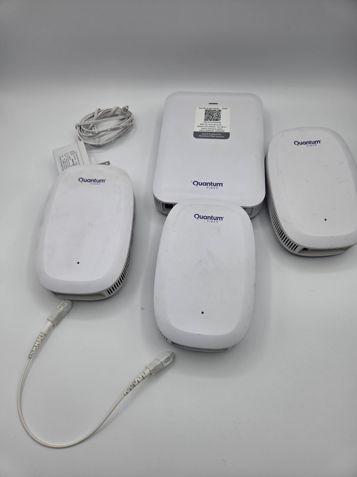 Quantum Fiber Tri-Band 360 WiFi 6 Pod SmartNID System