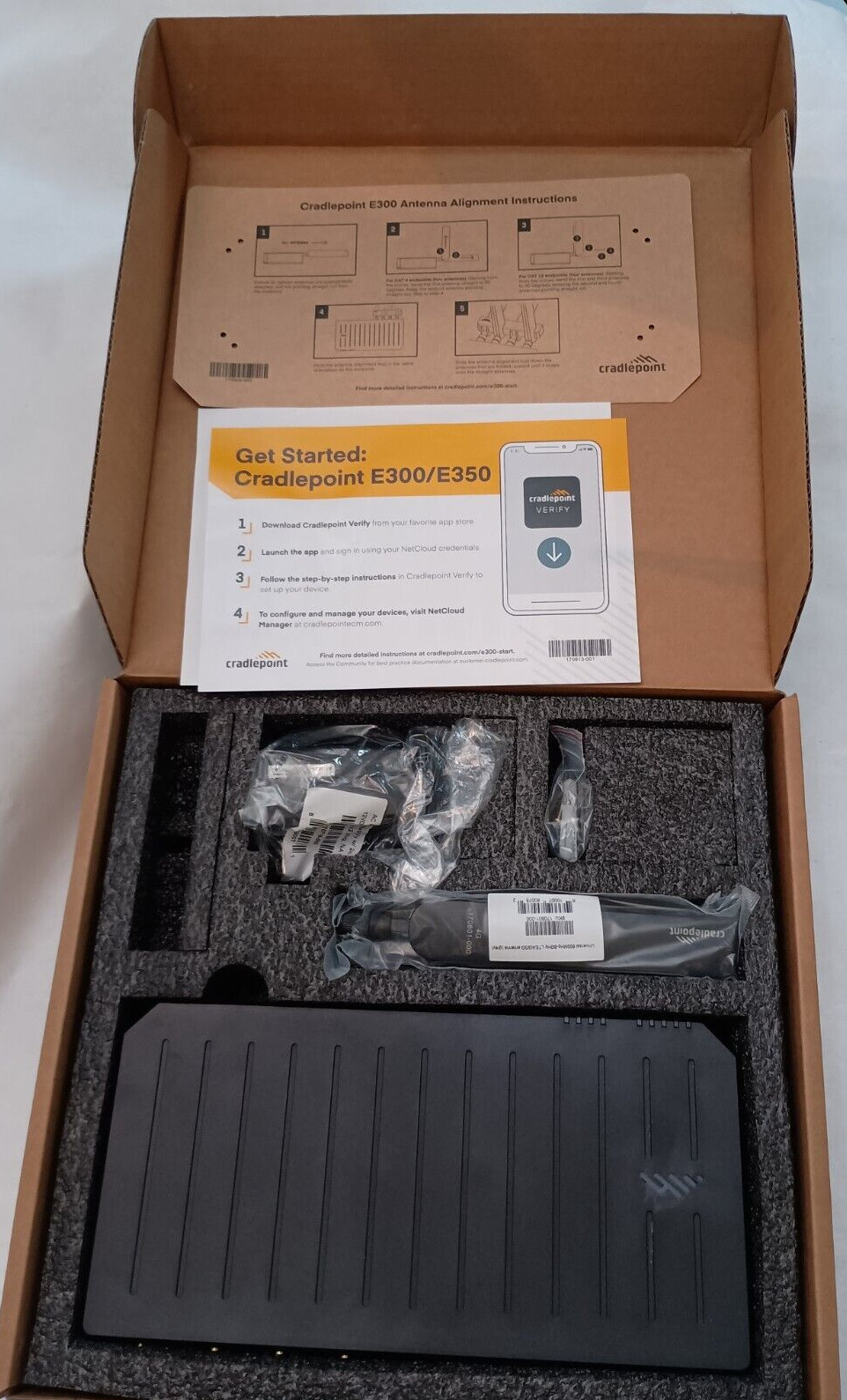 Cradlepoint E300 / E350 Router - Open Box