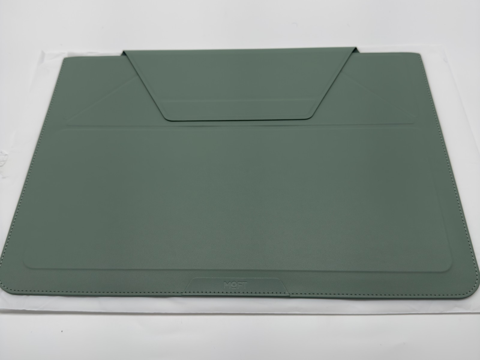 MOFT 3-in-1 Carry Sleeve 14" Laptop Case Stand Seafoam Green New/Open Box