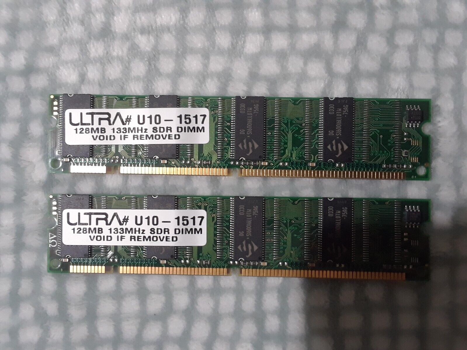 Ultra 256MB (2x128MB) 133MHz, 168P RAM