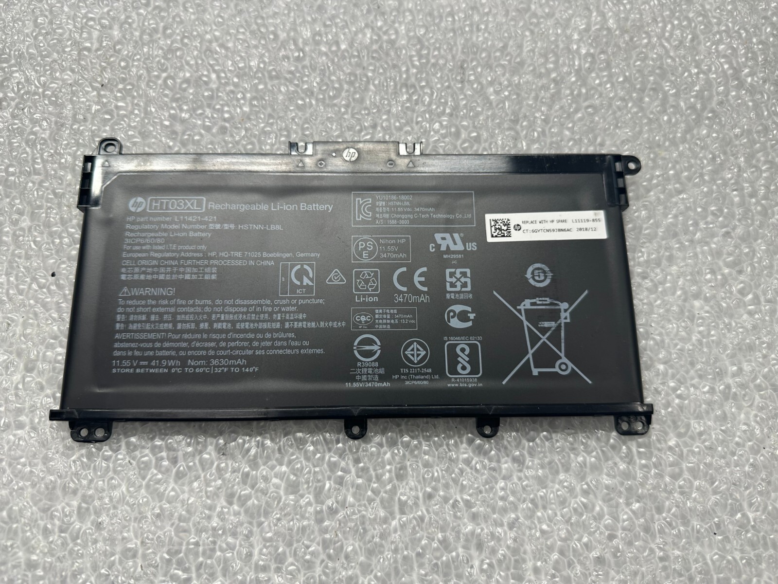 HP Pavilion 15-cs0064st 17-by genuine original laptop battery L11119-855
