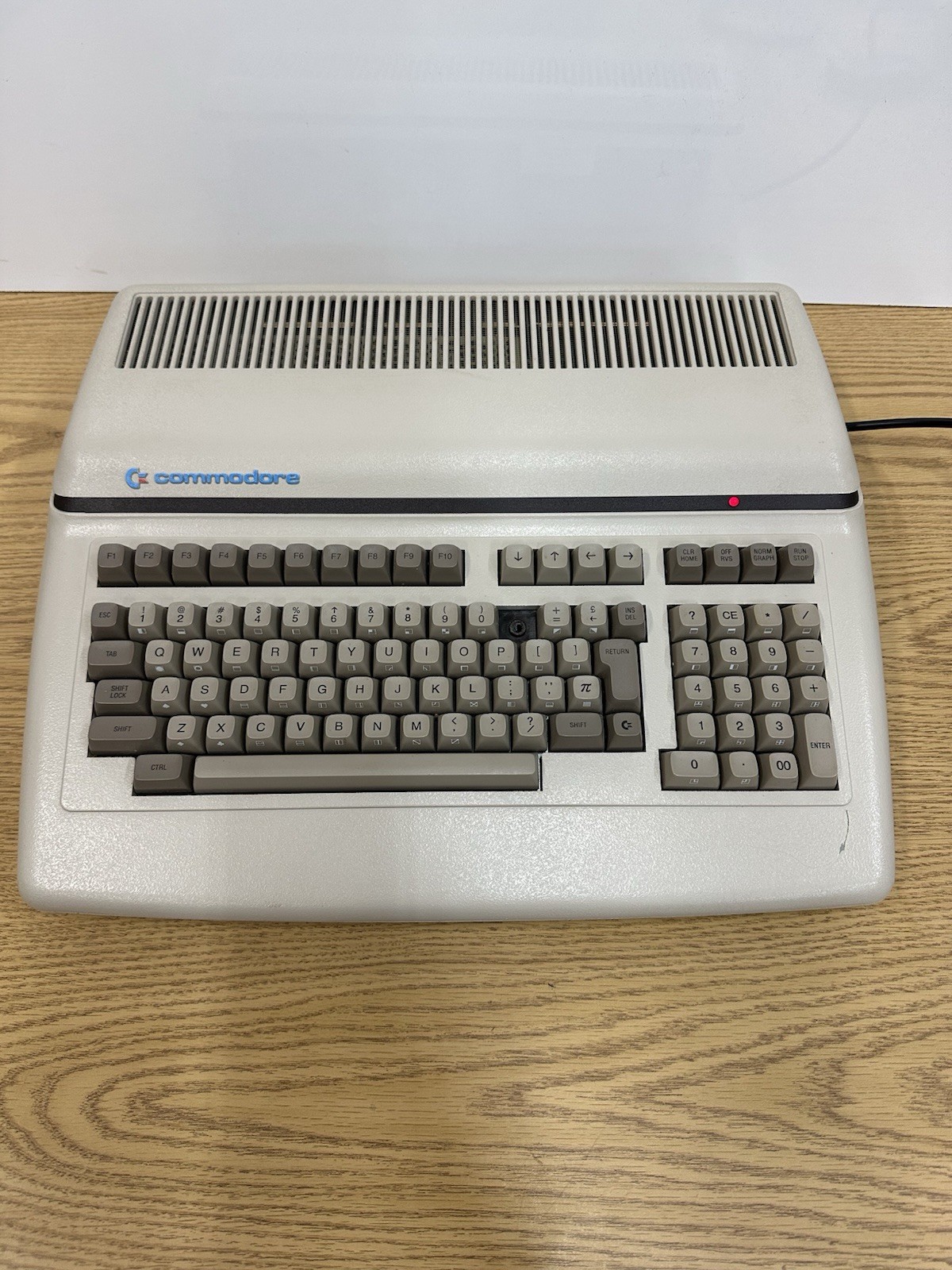 Extremely Rare Commodore B500 Serial #1677. Powers On, *UNTESTED. READ..