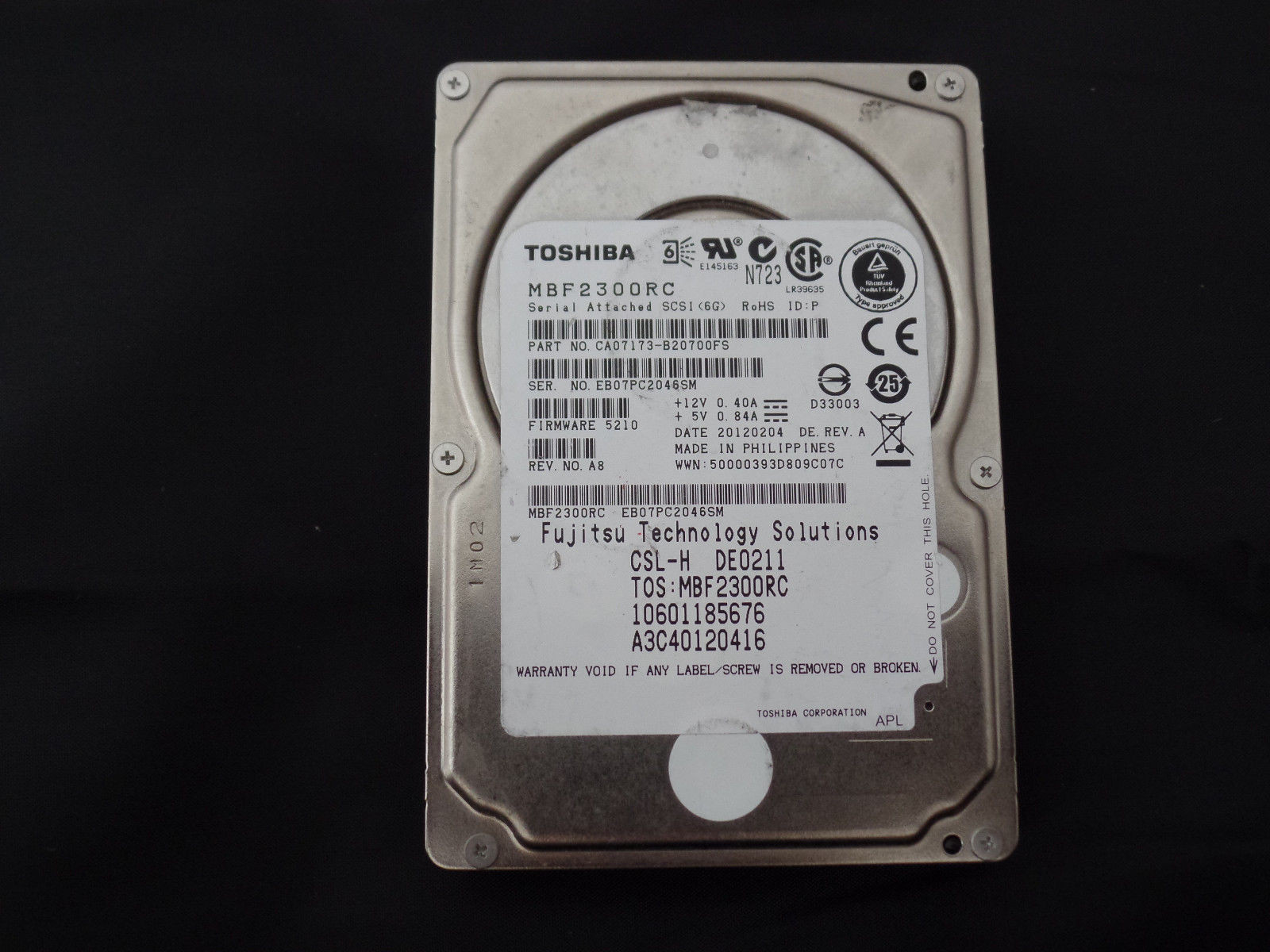 TOSHIBA 300 GB Harddrive MBF 2300RC P/N: CA7173-B20700FS