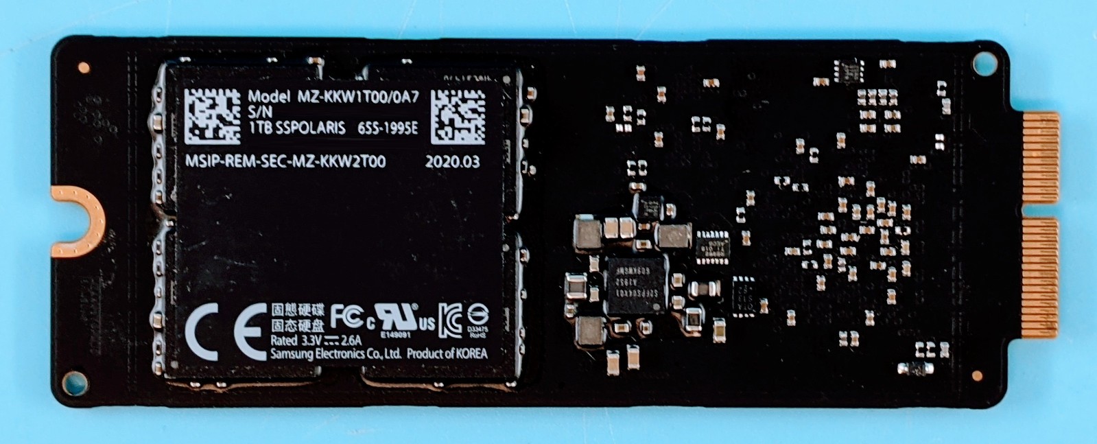 Apple 655-1995E Samsung MZ-KKW1T00/0A7  1TB PCI-E 3.0 x4 12+16 Flash Drive