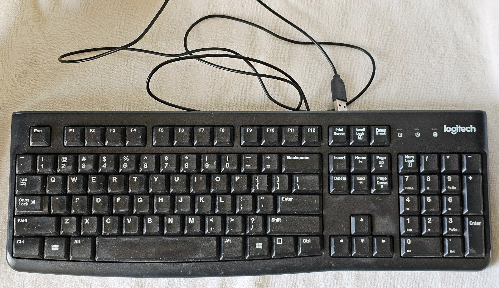 Logitech K120 Ergonomic Desktop USB Keyboard Black Used Great Condition LOOK