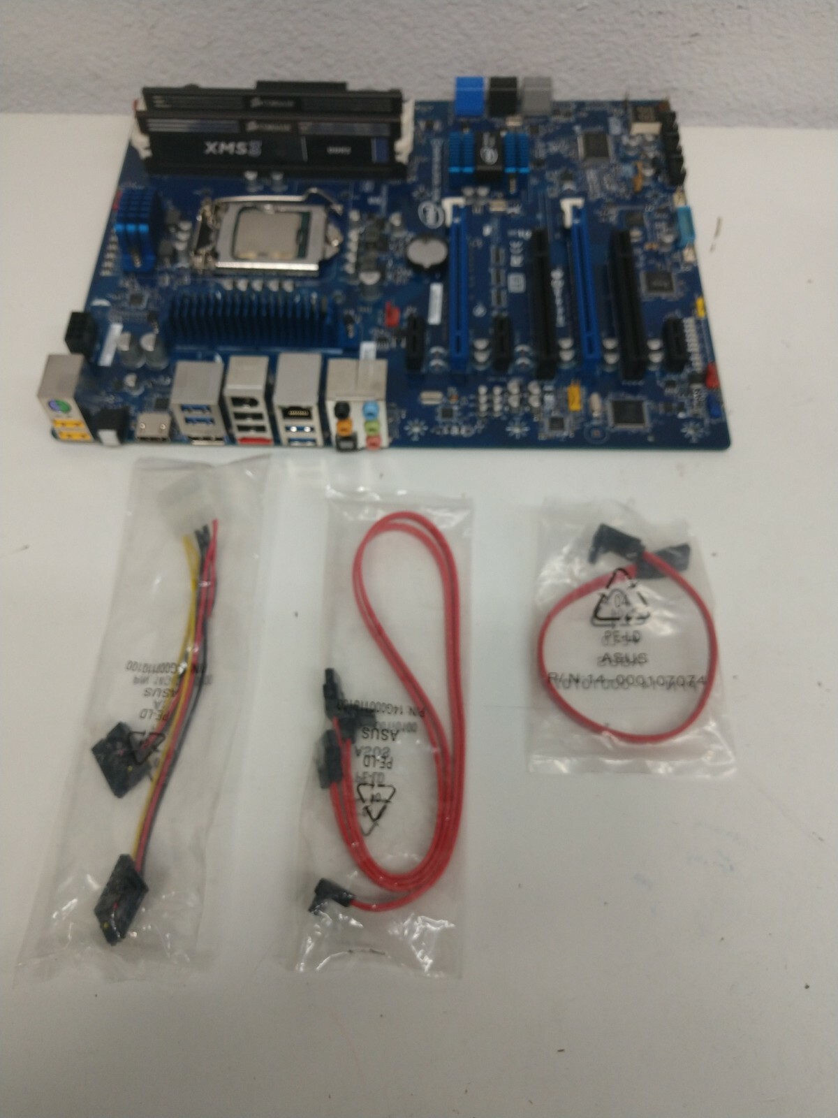 Intel DZ77BH-55K Socket 1155 ATX Motherboard Z77 DDR3 HDMI+CPU i3 3.4GHz+ 4GBRam
