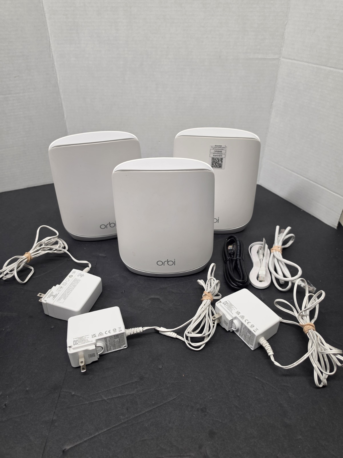NETGEAR Orbi Whole Home Tri-Band WiFi 6 Mesh Network System (RBK663)