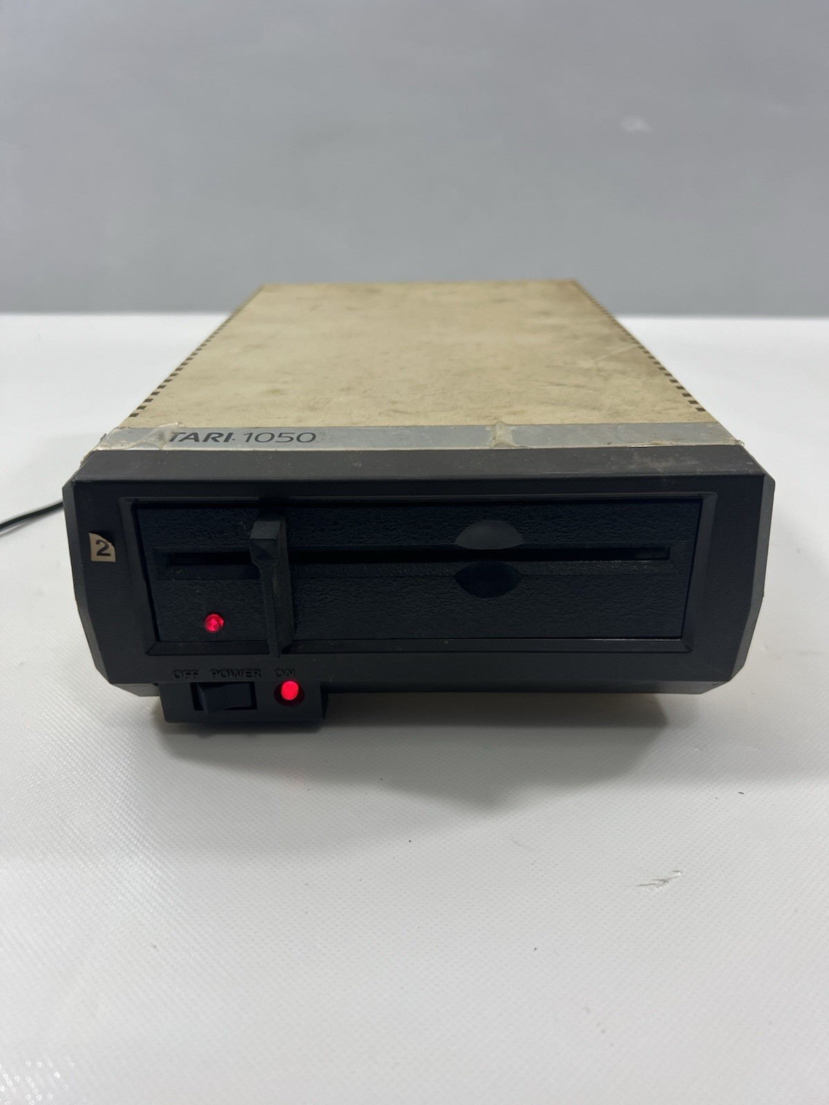 Atari 1050 Floppy Disc Drive w/ Cable & Power Supply, Tested for Power Only 056