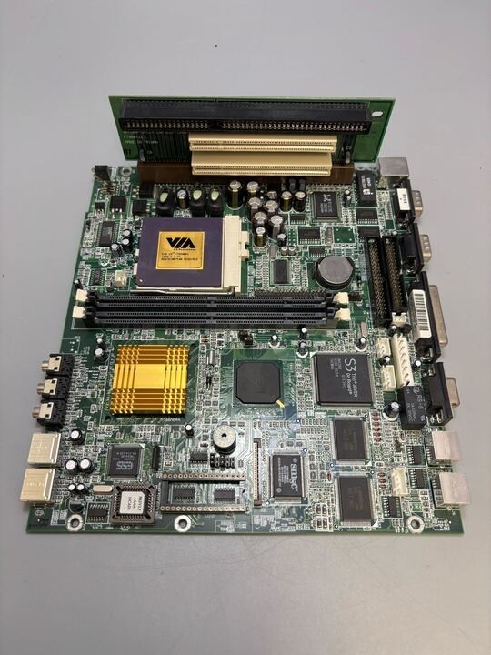 N2-2620-NNN Motherboard with VIA C3 700MHz (100 x 7.0) Processor Socket 370