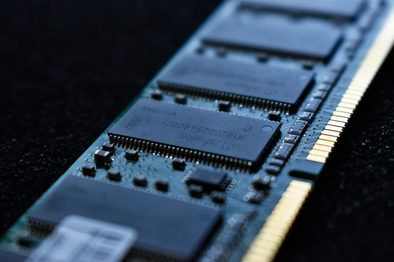 Memory 128mb 168-pin pc100, b6786rc, ncp np33s886400k-8 8mx8