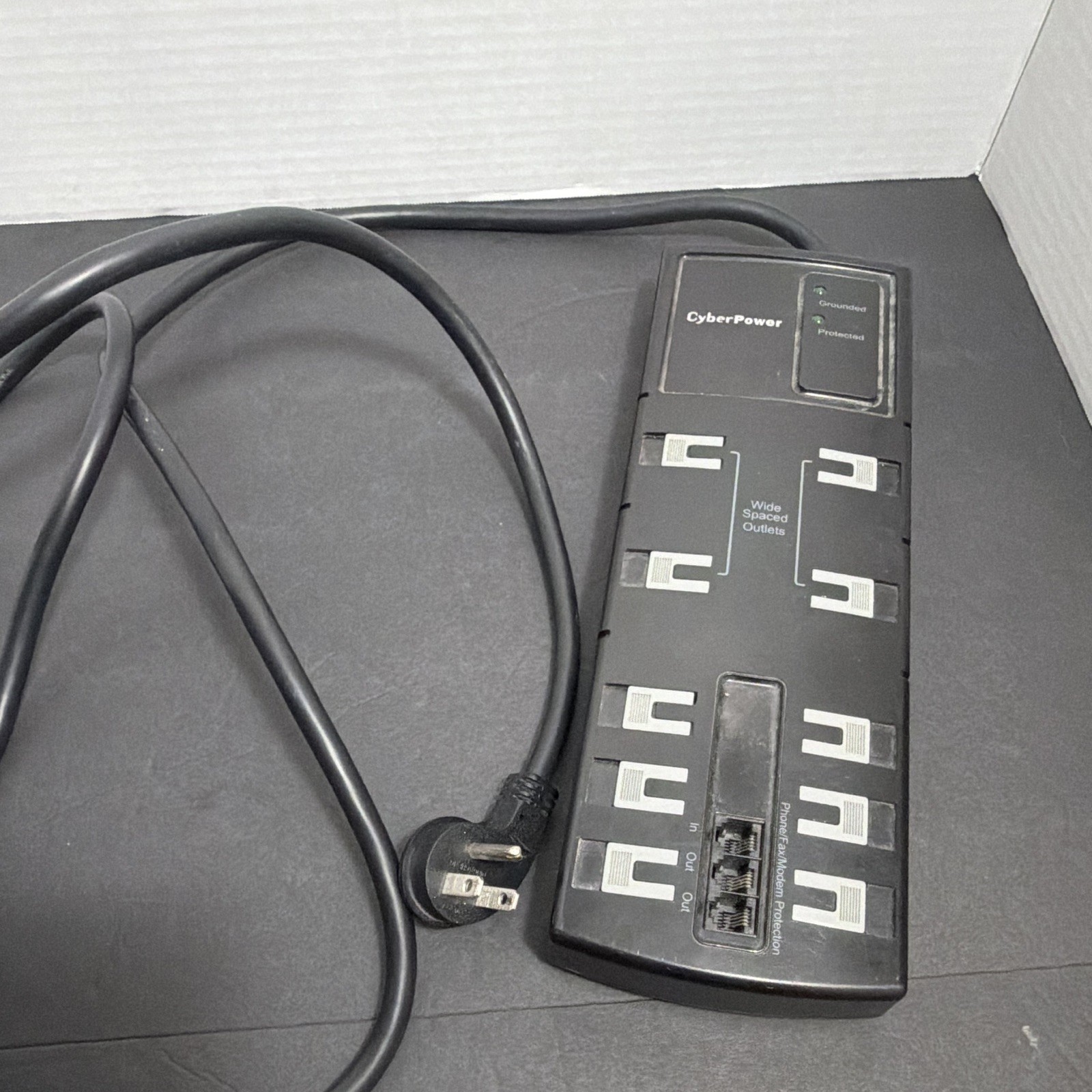 CyberPower HT705UC Surge Protector Power Strip 10 Outlets 8ft 1000J 125V 15A