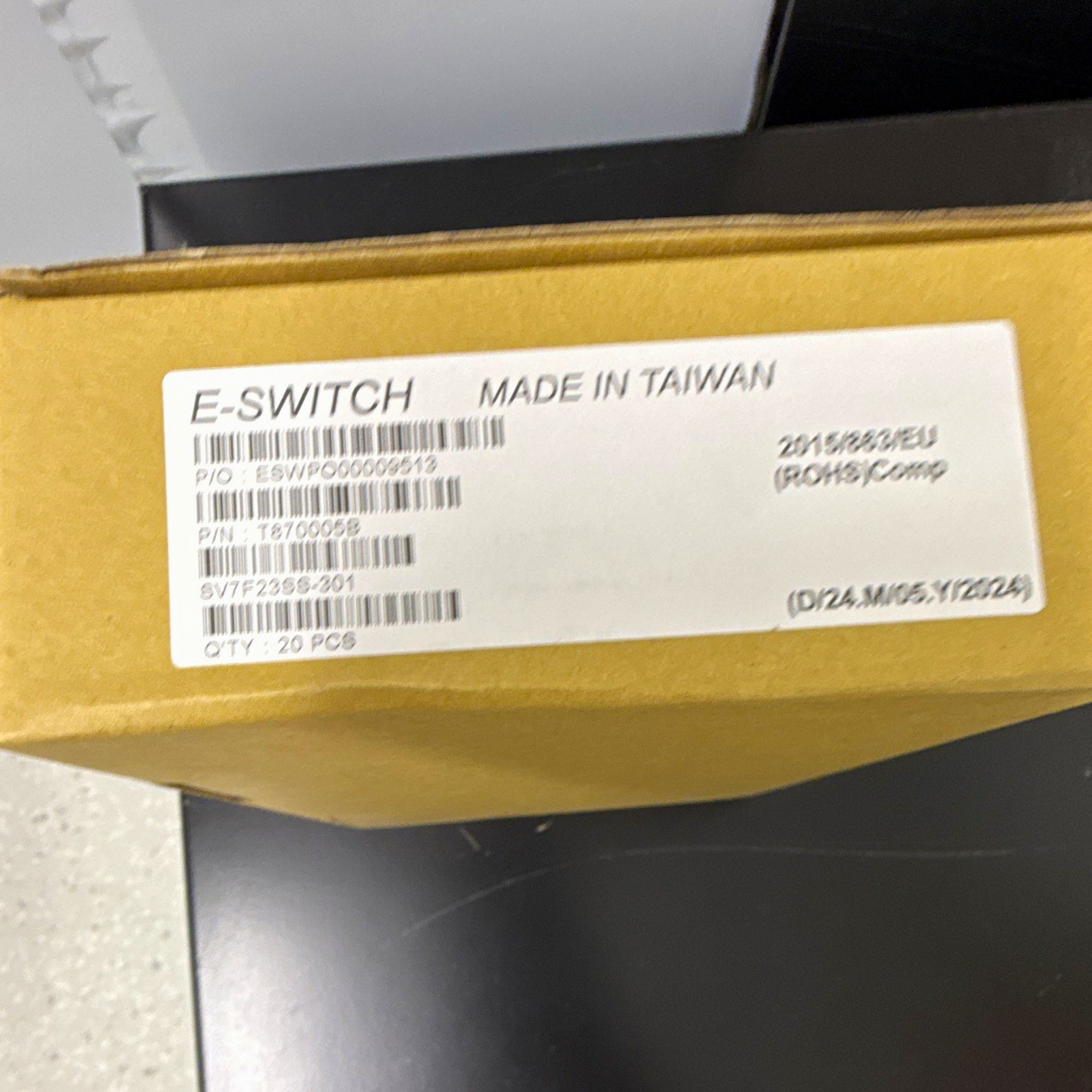 E-SWITCH SVF723SS-301 7-Port Fast Ethernet 10/100 Unmanaged L2 RJ-45 Switch