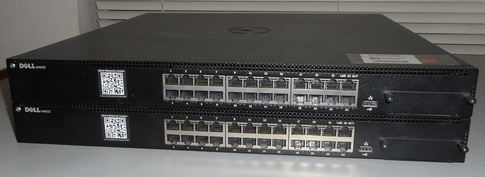 Dell N4032 (PowerConnect 8132) 10GbE switch. - READ